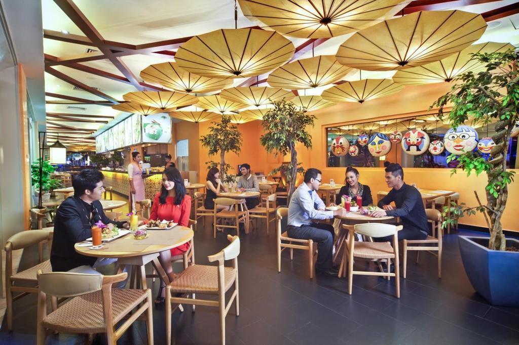 Nagaworld Hotel & Entertainment Complex Phnom Penh Exterior foto