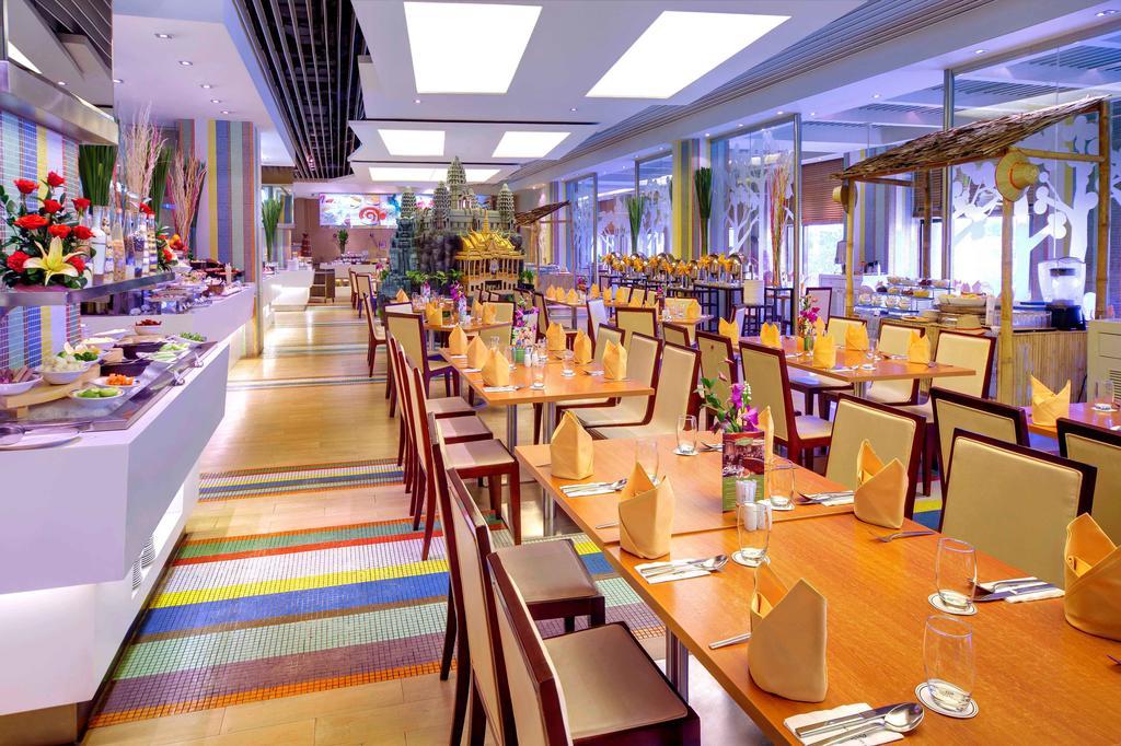 Nagaworld Hotel & Entertainment Complex Phnom Penh Exterior foto