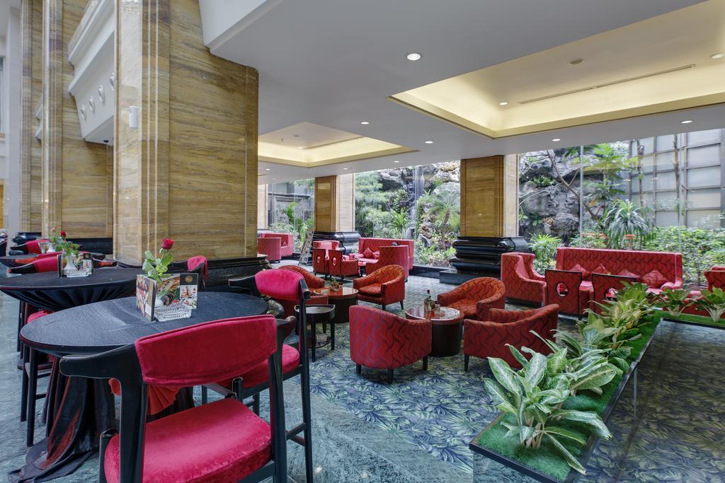 Nagaworld Hotel & Entertainment Complex Phnom Penh Exterior foto